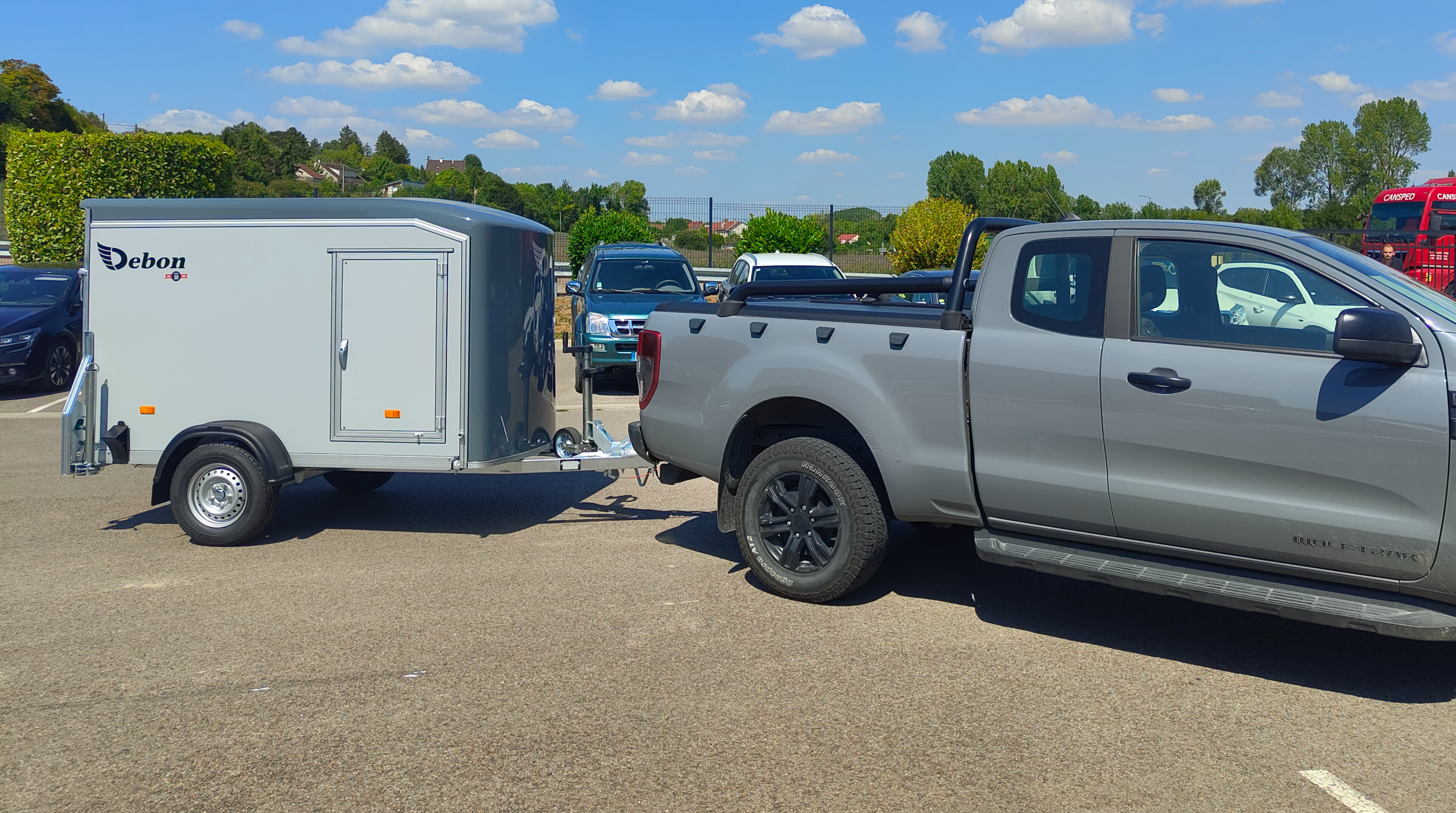 Remorque et pick-up utilisés pour la formation